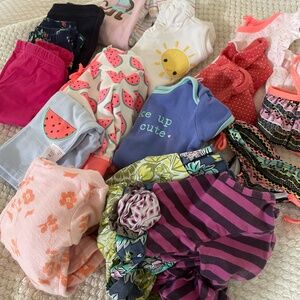 MISC LOT OF BABY GIRL CLOTHING SIZE 6-9 MONTHS